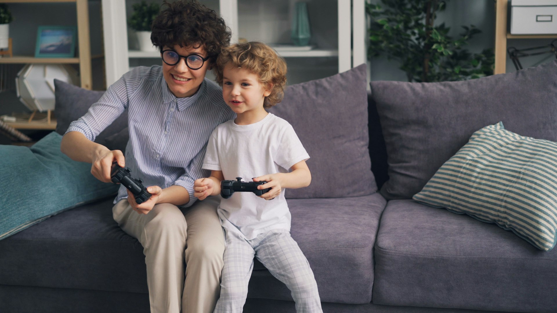 How to Effectively Use Parental Controls for Safer Online Gaming